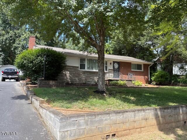 605 Robin Lane, Kingsport, TN 37660