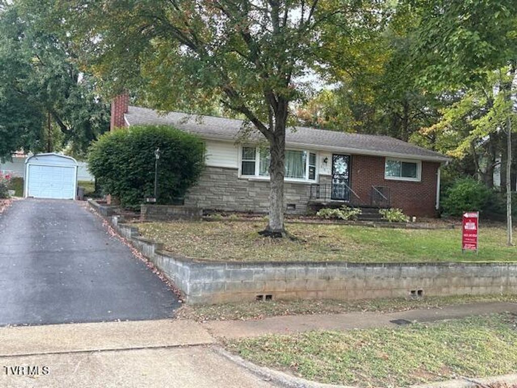 605 Robin Lane, Kingsport, TN 37660