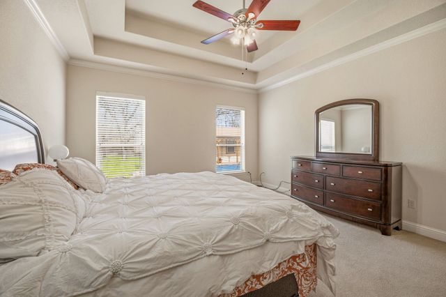 137 N Natural Spring Lane, Azle, TX 76020