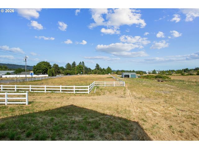 20850 Ne HIGHWAY 240, Newberg, OR 97132