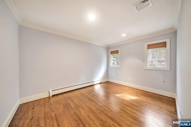 56 Arnold Avenue, Closter, NJ 07624