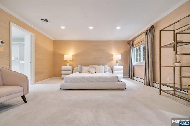 56 Arnold Avenue, Closter, NJ 07624