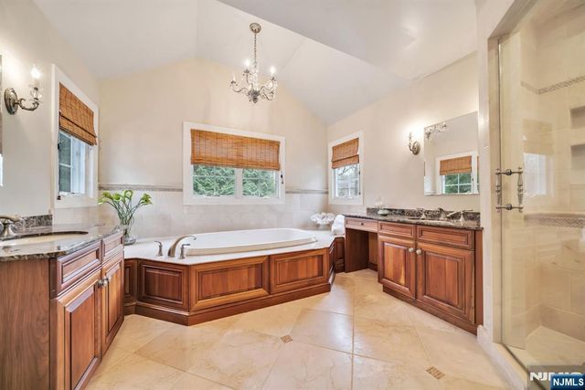 56 Arnold Avenue, Closter, NJ 07624