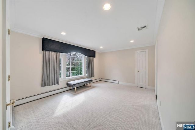 56 Arnold Avenue, Closter, NJ 07624