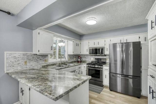 398 120th Lane NW, Coon Rapids, MN 55448