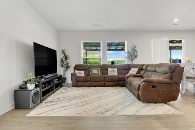 4836 Haventree Drive, Evansville, IN 47725