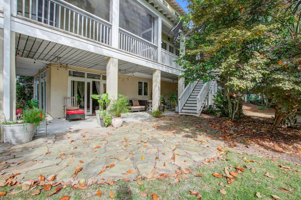 614 E Cooper Avenue, Folly Beach, SC 29439