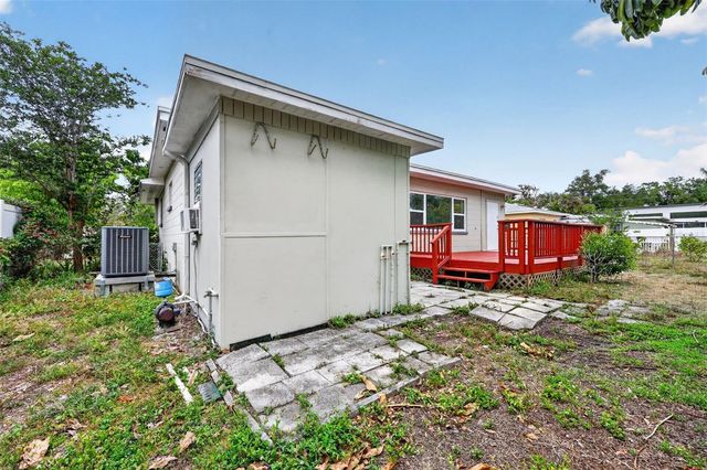 5130 2ND AVENUE N, St Petersburg, FL 33710