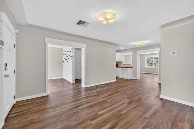 5130 2ND AVENUE N, St Petersburg, FL 33710