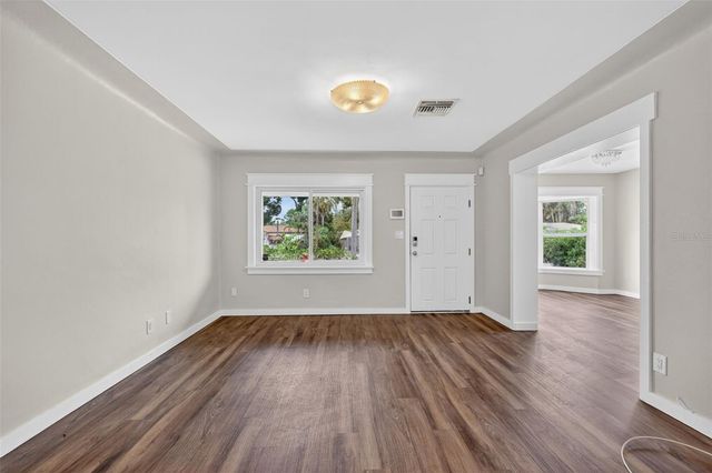 5130 2ND AVENUE N, St Petersburg, FL 33710