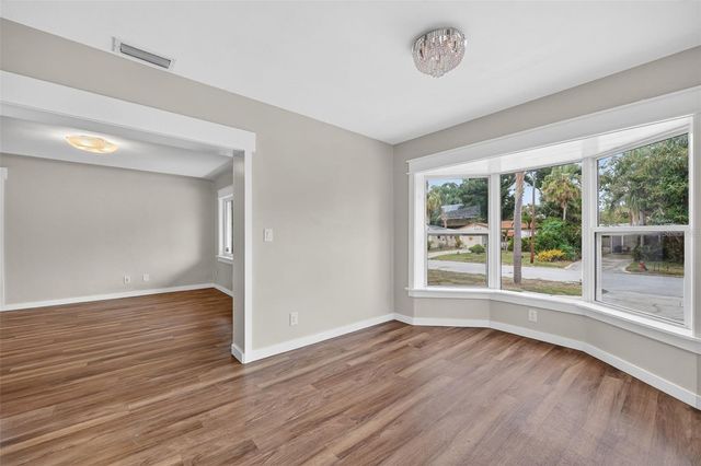 5130 2ND AVENUE N, St Petersburg, FL 33710