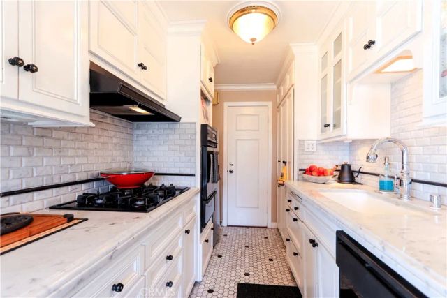 800 E Ocean 1403, Long Beach, CA 90802