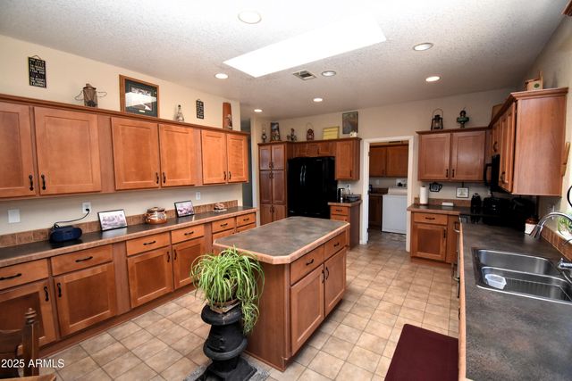 4665 N Lazy Lariat Lane, Rimrock, AZ 86335