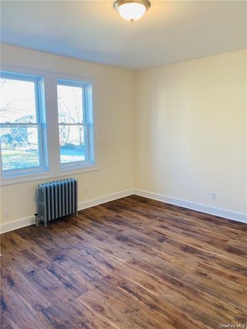 451 S 10th Avenue 2R, Mount Vernon, NY 10550