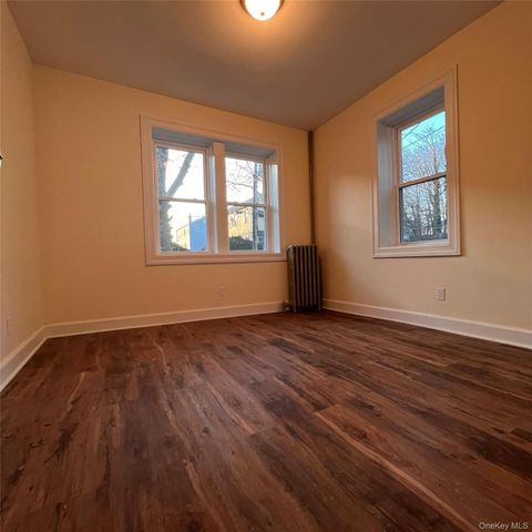 451 S 10th Avenue 2R, Mount Vernon, NY 10550