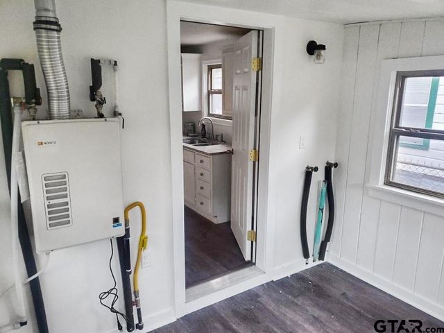 1216 S Francis St, Tyler, TX 75701