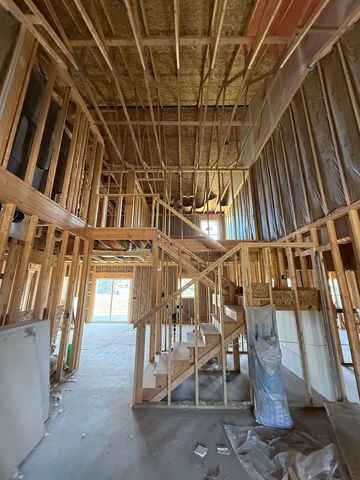 14 Cove Drive, Bay City, MI 48706