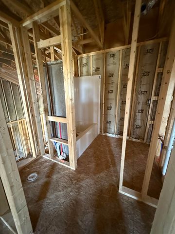 14 Cove Drive, Bay City, MI 48706