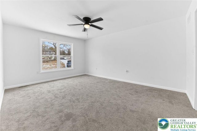 5693 Neola Road, Jackson Twp, PA 18360