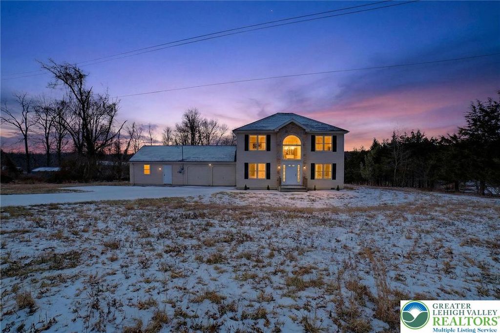 5693 Neola Road, Jackson Twp, PA 18360