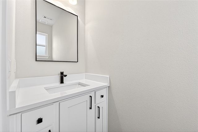 3 Clackmannan Circle, Bella Vista, AR 72715