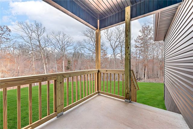 3 Clackmannan Circle, Bella Vista, AR 72715