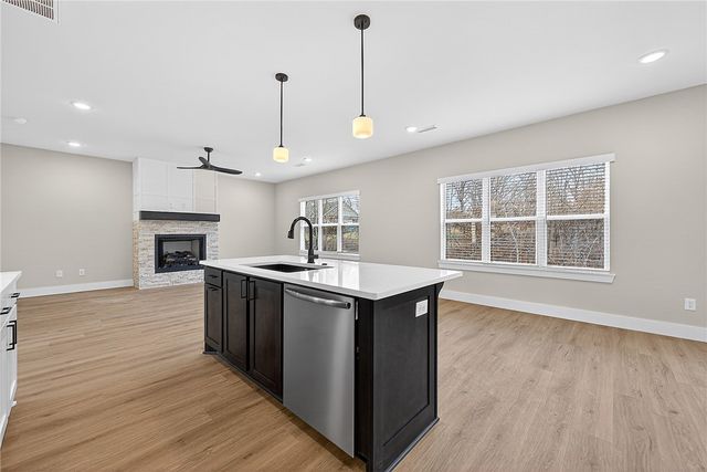 3 Clackmannan Circle, Bella Vista, AR 72715