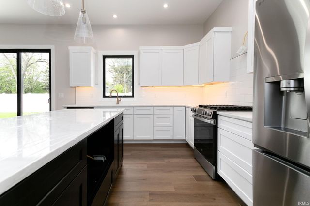 18597 Bracken Fern Court, South Bend, IN 46637
