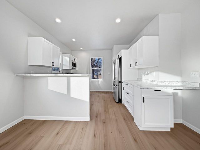 1017 2nd St. NE, Minot, ND 58703