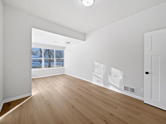 1017 2nd St. NE, Minot, ND 58703