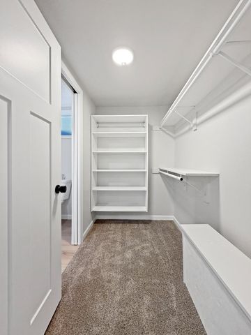 1017 2nd St. NE, Minot, ND 58703