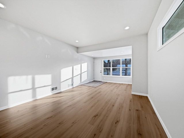 1017 2nd St. NE, Minot, ND 58703