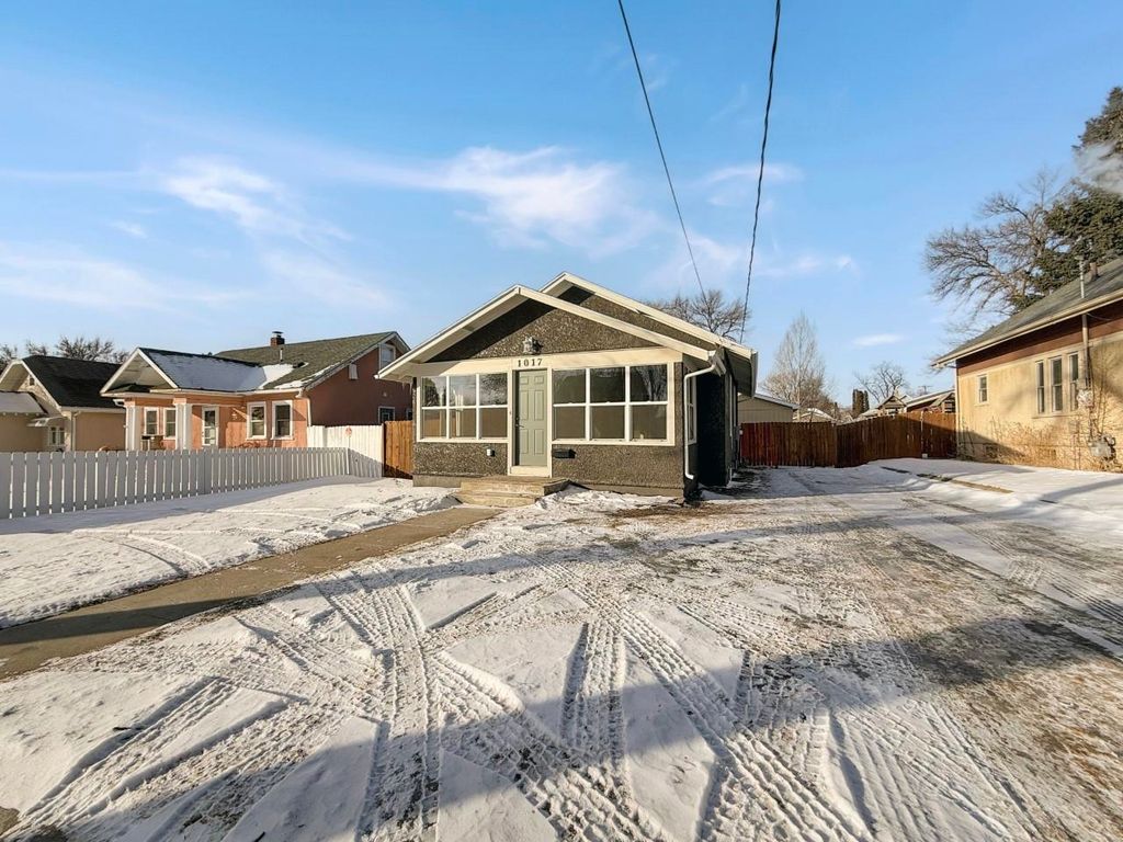 1017 2nd St. NE, Minot, ND 58703