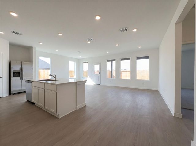 2047 Emerald Lake Trail, Dayton, TX 77535