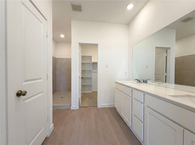 2047 Emerald Lake Trail, Dayton, TX 77535