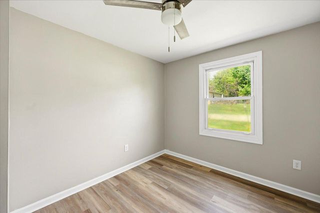322 REYNARD RD, Kearneysville, WV 25430