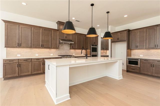 713 Keystone Drive, Woodstock, GA 30188