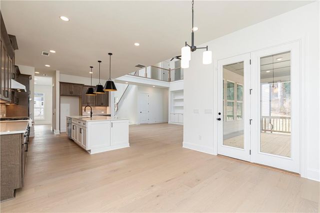 713 Keystone Drive, Woodstock, GA 30188