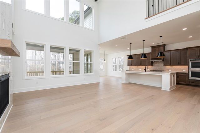 713 Keystone Drive, Woodstock, GA 30188