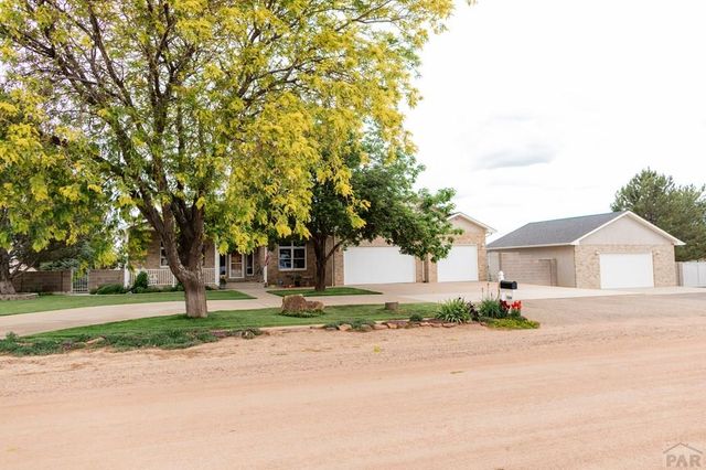 1124 S Hollister Dr, Pueblo West, CO 81007