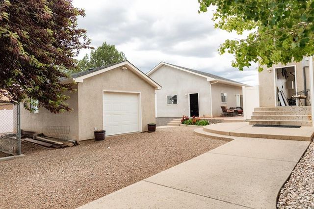 1124 S Hollister Dr, Pueblo West, CO 81007