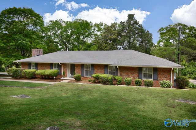 1501 Big Cove Road, Huntsville, AL 35801