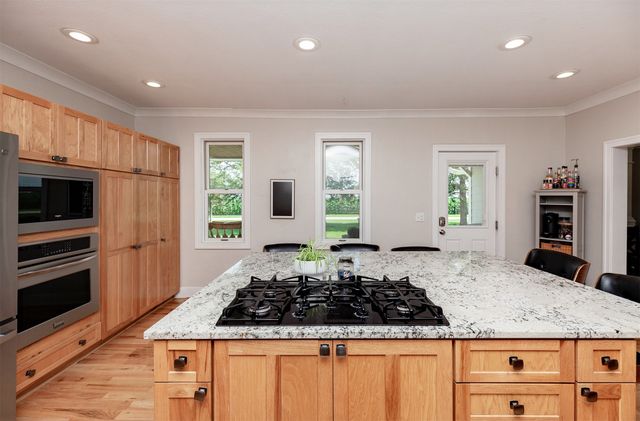 3229 305th Lane, Truro, IA 50257