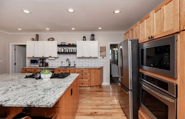 3229 305th Lane, Truro, IA 50257