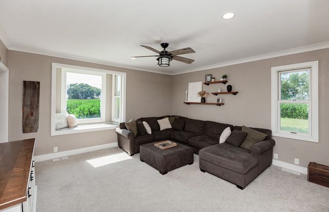 3229 305th Lane, Truro, IA 50257