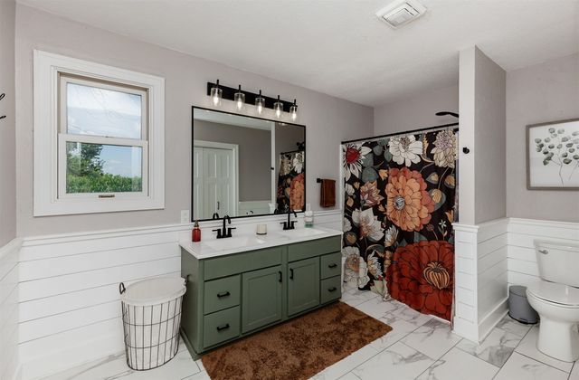 3229 305th Lane, Truro, IA 50257