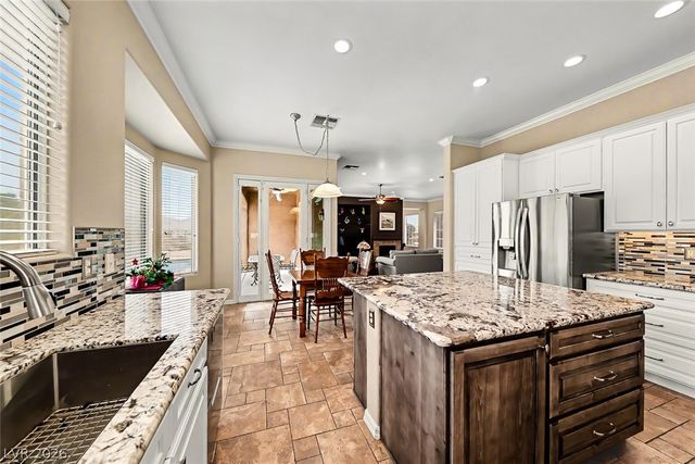 2306 Schaeffer Hills Drive, Henderson, NV 89052