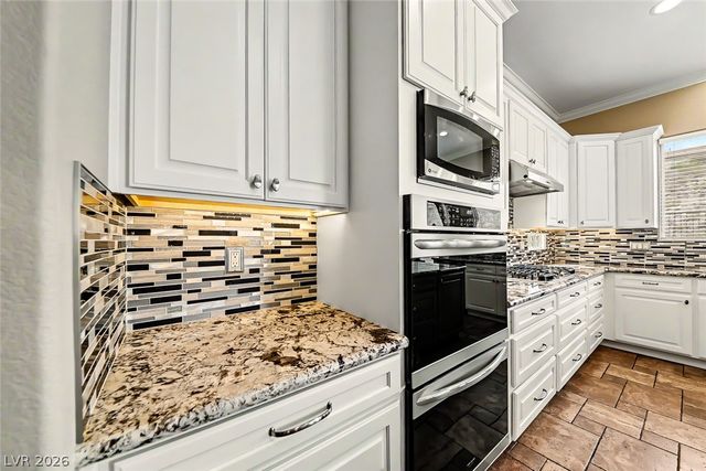 2306 Schaeffer Hills Drive, Henderson, NV 89052