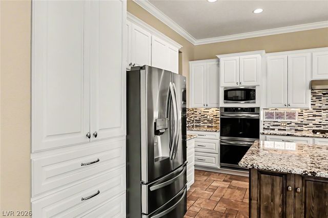 2306 Schaeffer Hills Drive, Henderson, NV 89052