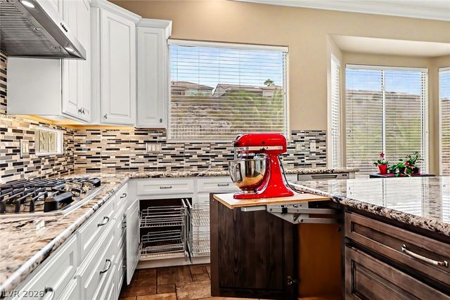 2306 Schaeffer Hills Drive, Henderson, NV 89052